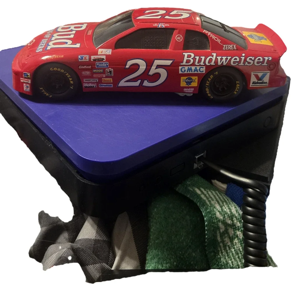 Ricky Craven 25 Budweiser Pedigree Coin Bank Diecast Loose Nascar Racing Champio